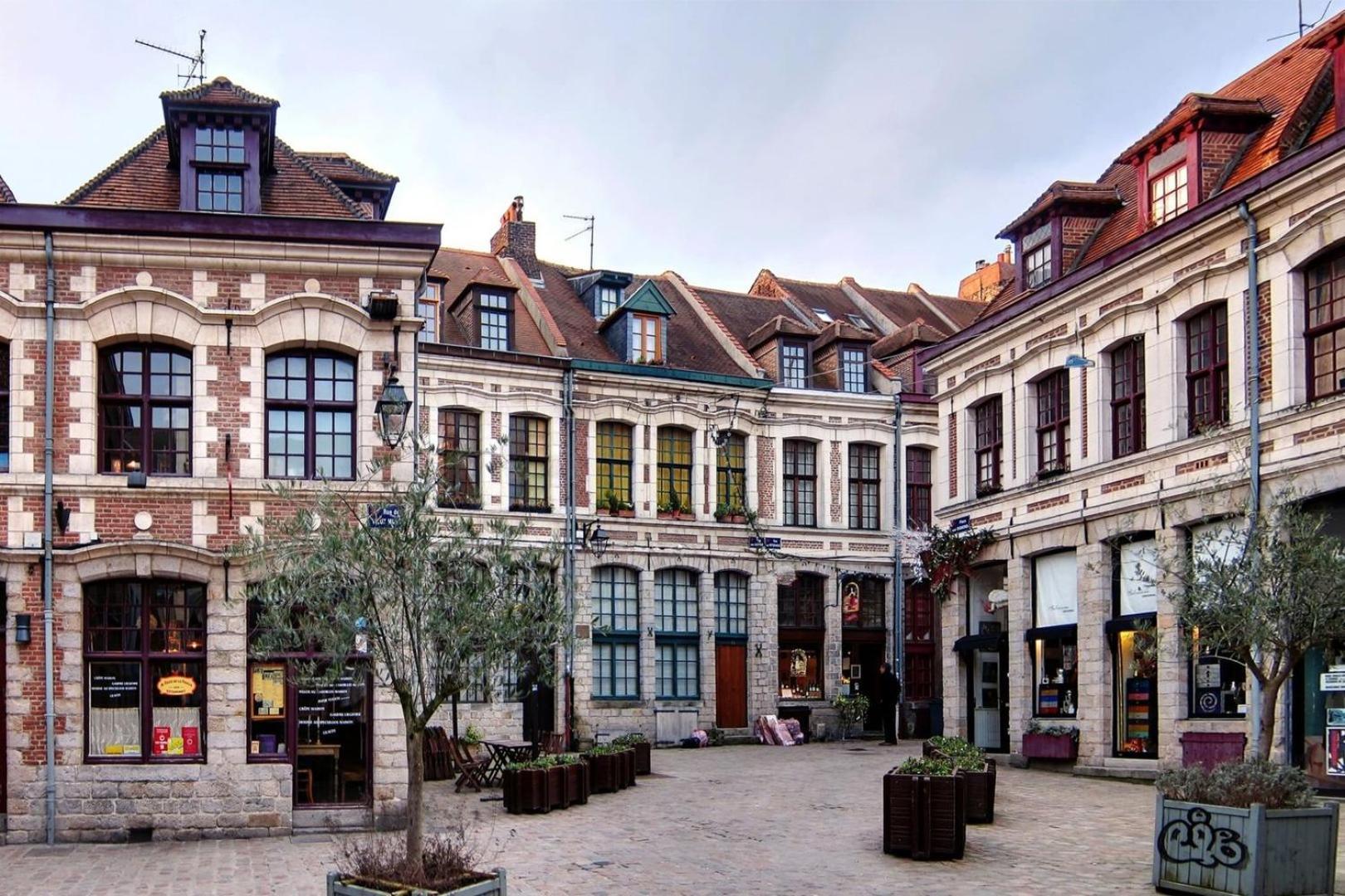 Superbe Appart. 2 Chambres En Plein Centre ! Lille Exteriör bild